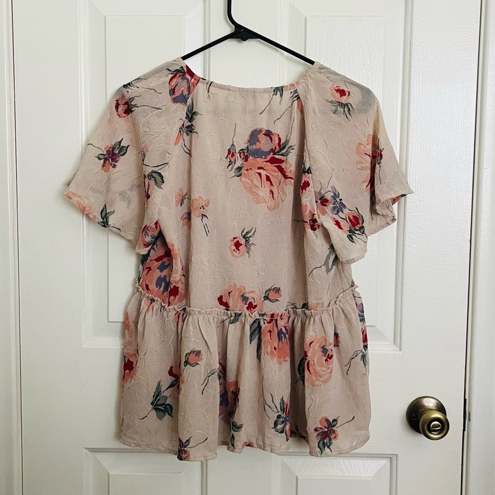 Lucky Brand Floral Flutter Top - Picture 4 of 4